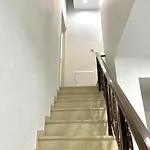 Leonora's Apartament *